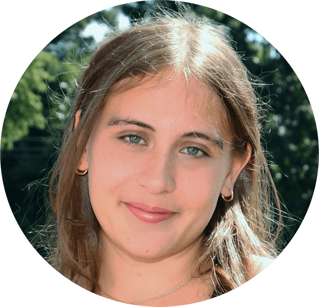 Portrait of Talia Bourdon